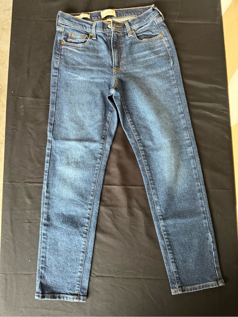 Universal Thread Womens 80s Slim Jeans Mid Rise Medium Wash Size 4R NWOT